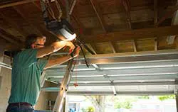 Security Garage Doors Tamarac, FL 754-301-4935 - repair-side